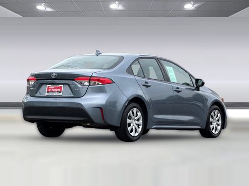 Used 2024 Toyota Corolla LE image 3