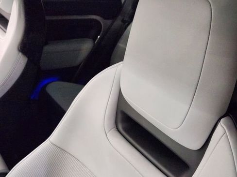 Used 2026 Land Rover Defender 110 OCTA image 14