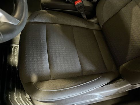 Used 2025 Chevrolet Silverado 1500 LT image 20