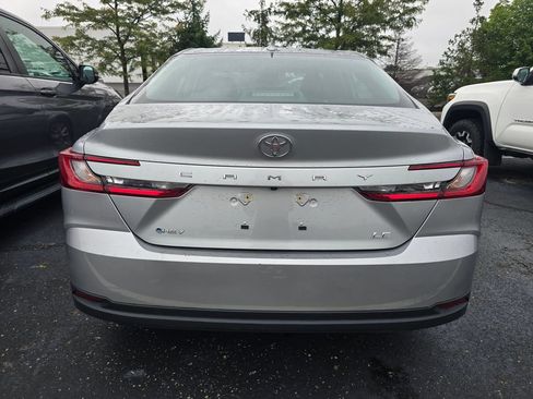 Used 2025 Toyota Camry LE FWD image 6