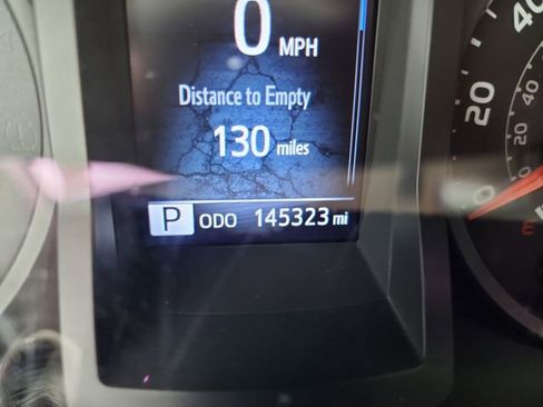 Used 2018 Toyota Tacoma SR w/ SR Convenience Package RWD image 16