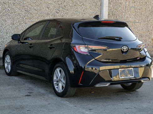 Used 2022 Toyota Corolla Hatchback image 11