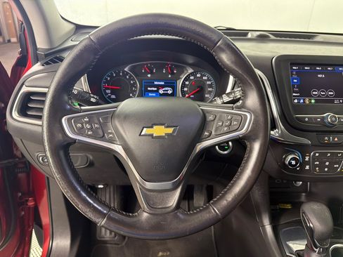 Used 2022 Chevrolet Equinox LT FWD image 15