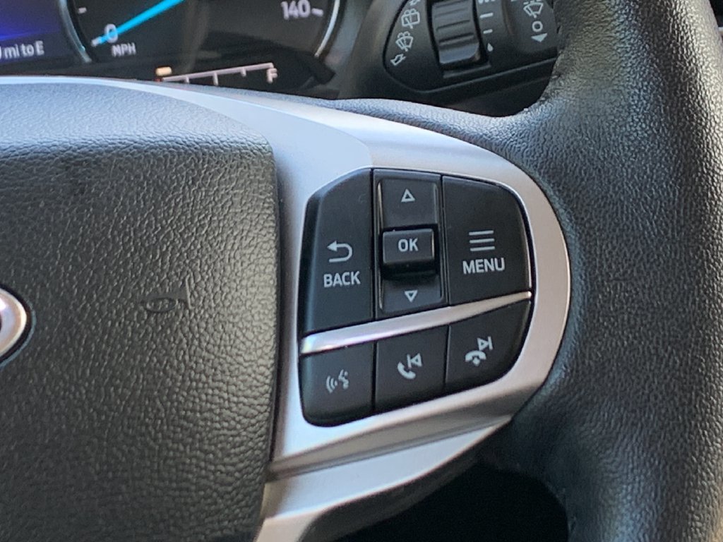 Used 2024 Ford Explorer XLT w/ Equipment Group 202A RWD image 23