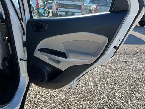 Used 2018 Ford EcoSport S image 18