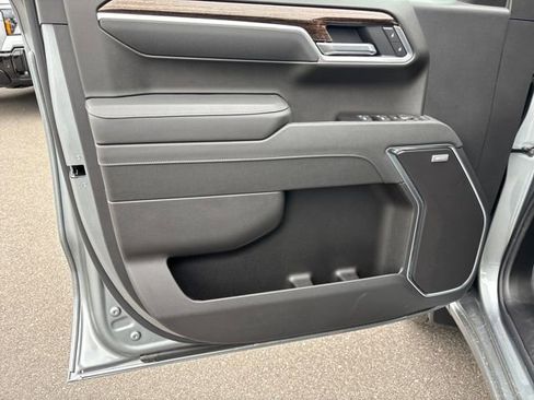 New 2026 GMC Sierra 1500 Elevation image 11
