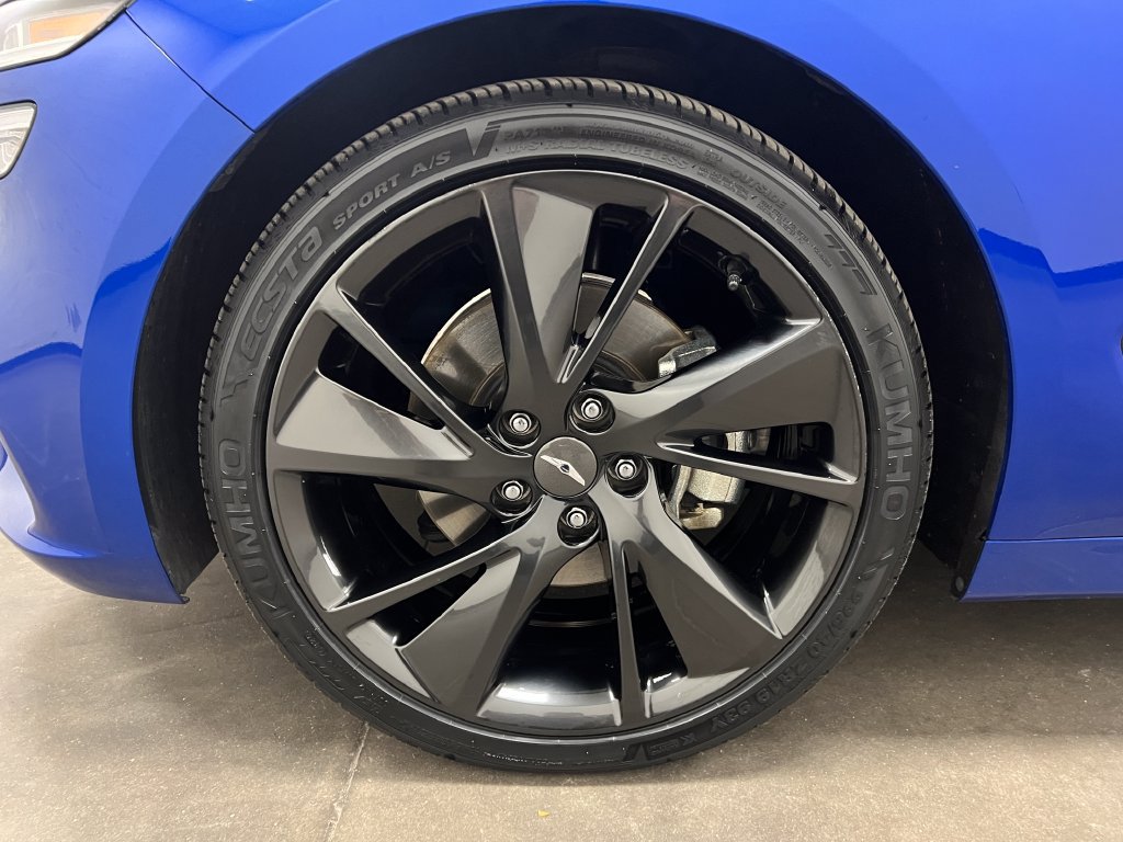 Used 2023 Genesis G70 2.0T w/ Sport Prestige Package RWD image 28