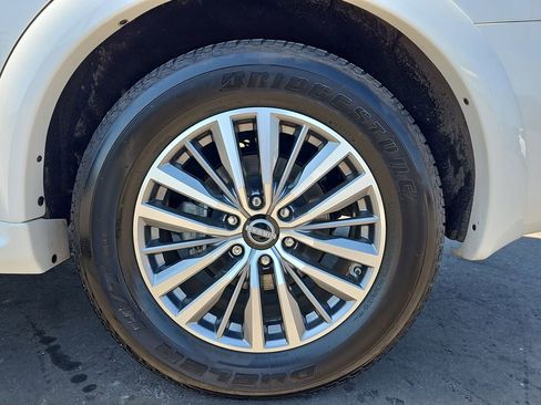 Used 2024 Nissan Armada SL w/ Captain's Chairs Package image 37