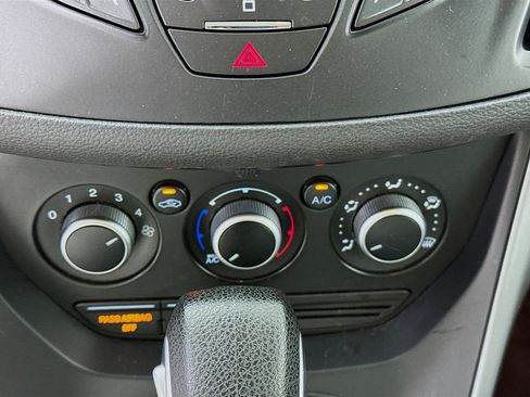 Used 2016 Ford Escape SE FWD image 15
