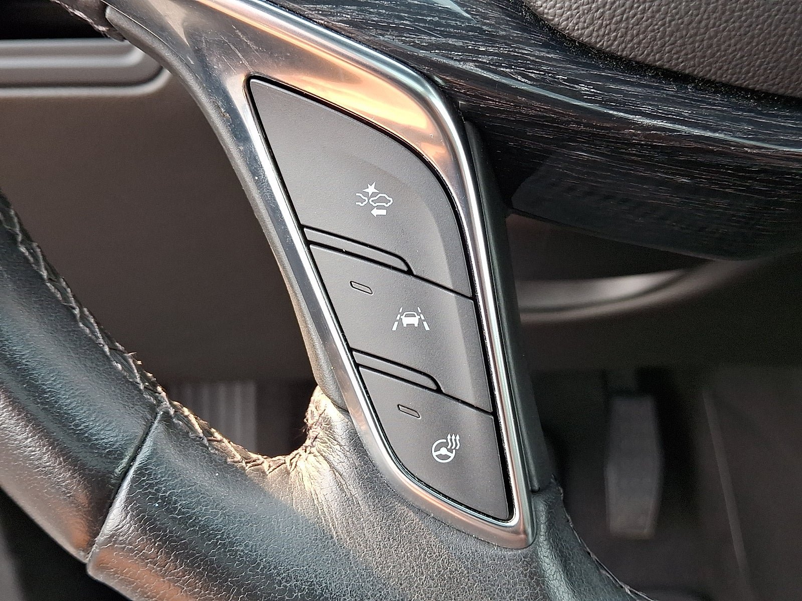 Certified 2023 Cadillac XT5 Premium Luxury AWD/4WD image 29