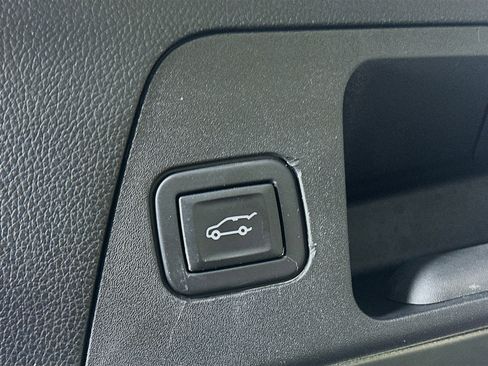 Used 2020 Buick Envision Essence image 28