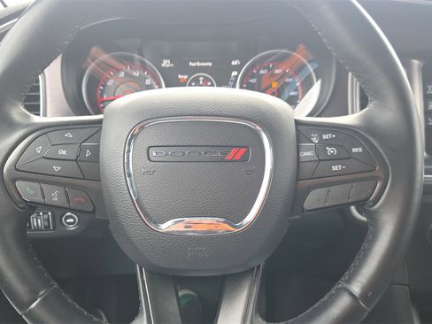 Used 2016 Dodge Charger SE image 12