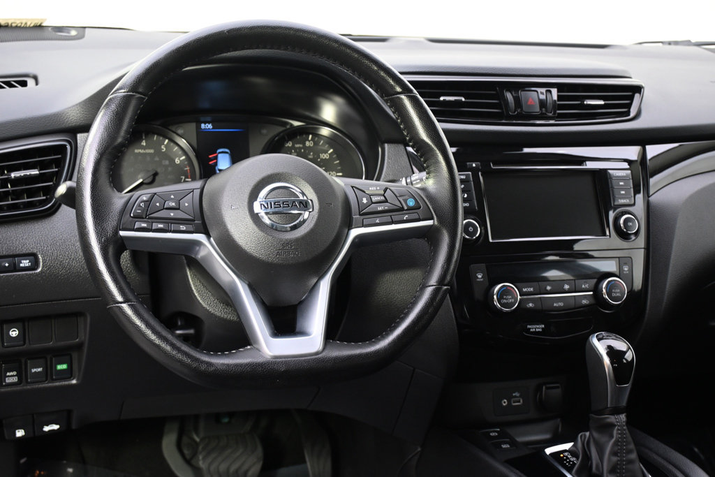 Used 2022 Nissan Rogue Sport SL AWD/4WD image 12