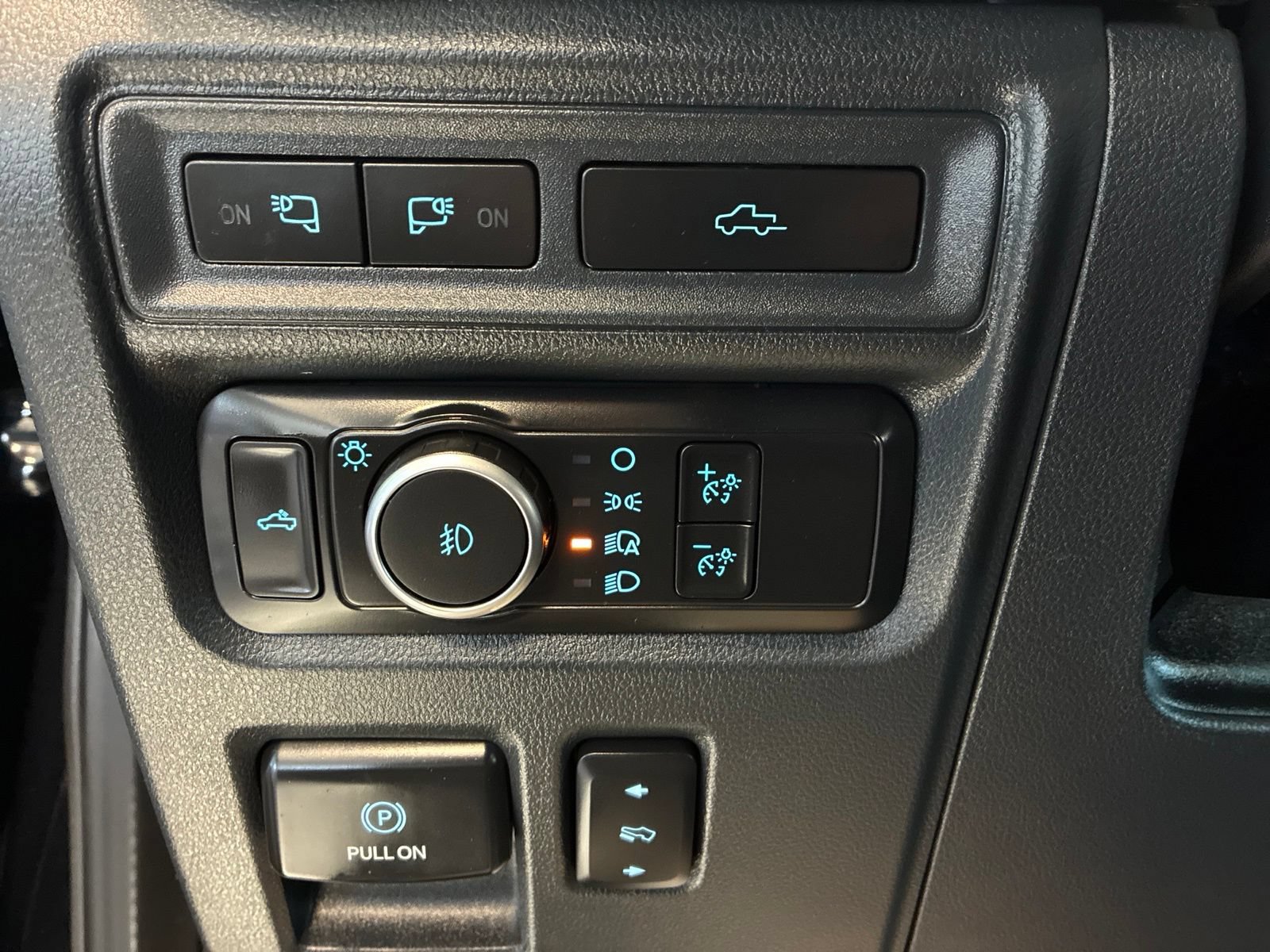 Used 2022 Ford F150 Lariat AWD/4WD image 18