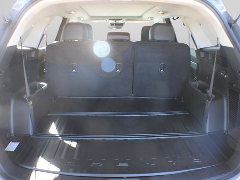 New 2025 Kia Sorento S w/ Panoramic Sunroof Package image 10