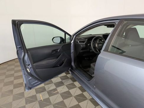 Used 2023 Toyota Corolla LE FWD image 11