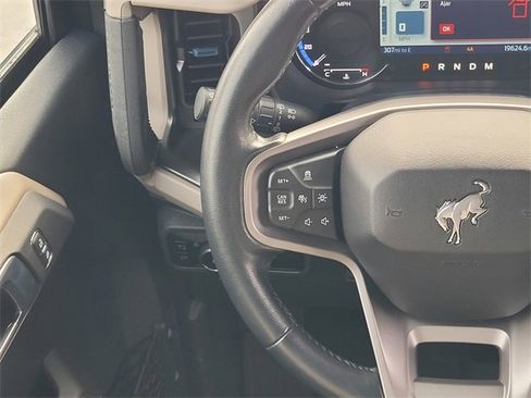 Certified 2023 Ford Bronco Wildtrak image 19