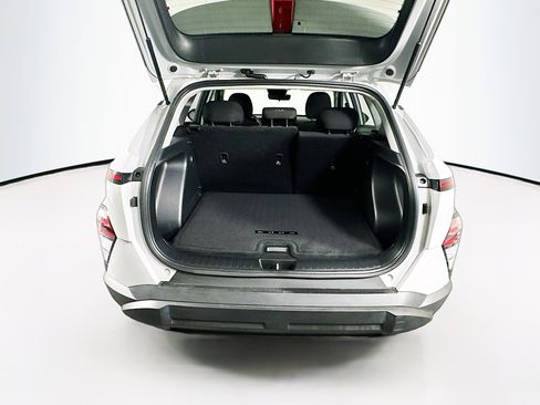 Used 2025 Hyundai Kona SE image 29