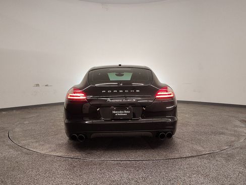 Used 2012 Porsche Panamera Turbo S image 9