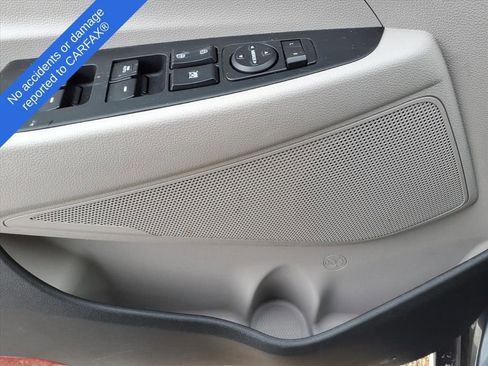 Used 2018 Hyundai Tucson SEL image 16