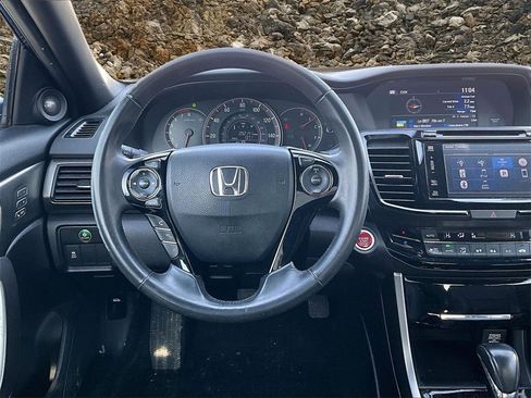 Used 2016 Honda Accord EX-L image 5