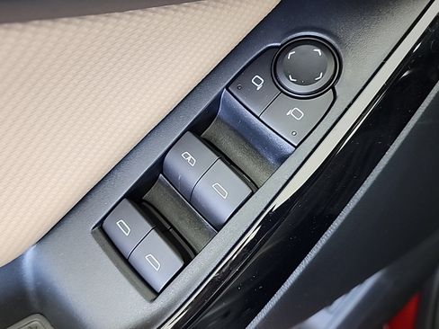 New 2026 Chevrolet Equinox ACTIV w/ Convenience Package III image 44