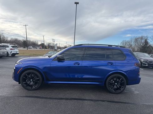 Used 2024 BMW X7 M60i w/ Executive Package image 4