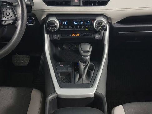 Used 2025 Toyota RAV4 XLE w/ Convenience Package FWD image 25