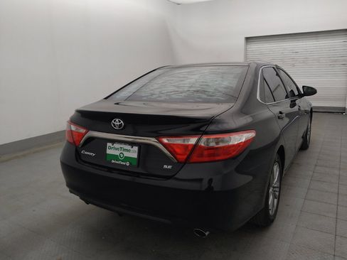 Used 2016 Toyota Camry SE FWD image 9