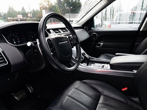 Used 2018 Land Rover Range Rover Sport HSE Dynamic image 21