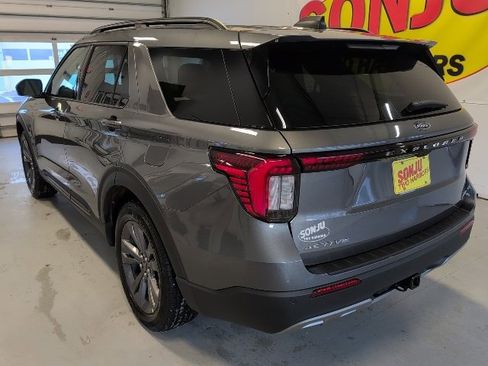 New 2026 Ford Explorer Active w/ Active Comfort Package image 3