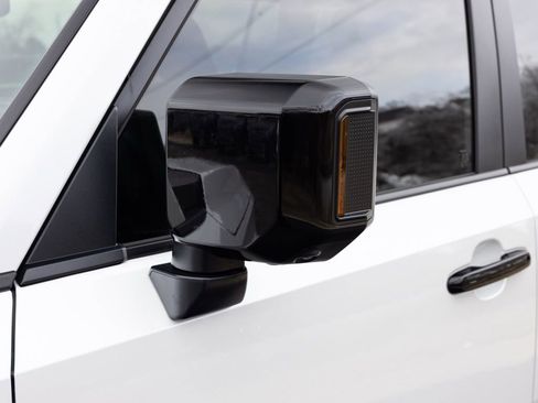 Used 2025 Toyota Land Cruiser w/ Premium Package image 18