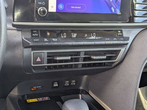 Used 2025 Toyota Camry LE FWD image 22