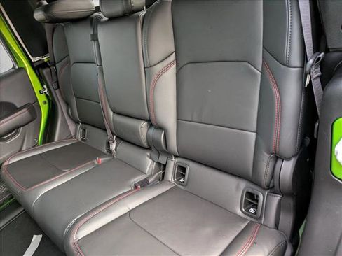 New 2025 Jeep Gladiator Rubicon image 11