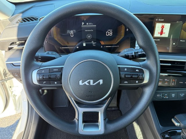 New 2027 Kia K5 LXS FWD image 14