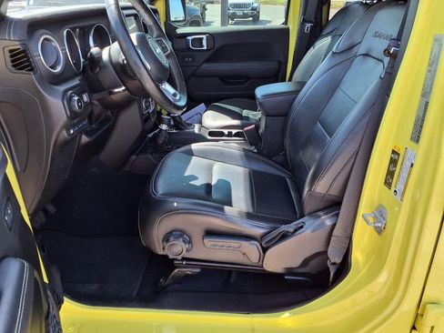 Used 2023 Jeep Wrangler Sahara w/ Cold Weather Group image 25