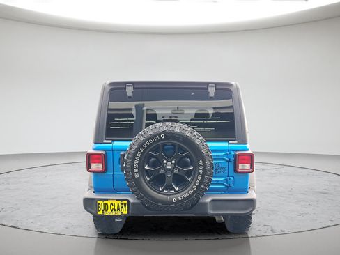 Used 2022 Jeep Wrangler Sport AWD/4WD image 4