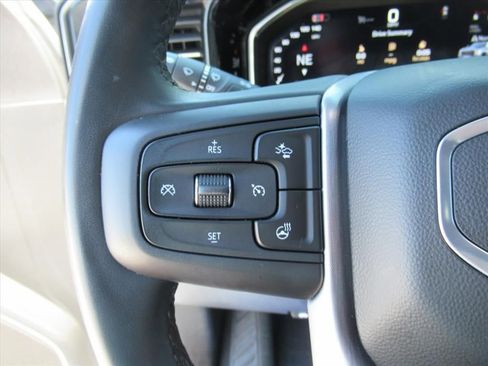 Used 2025 GMC Sierra 2500 SLE AWD/4WD image 23