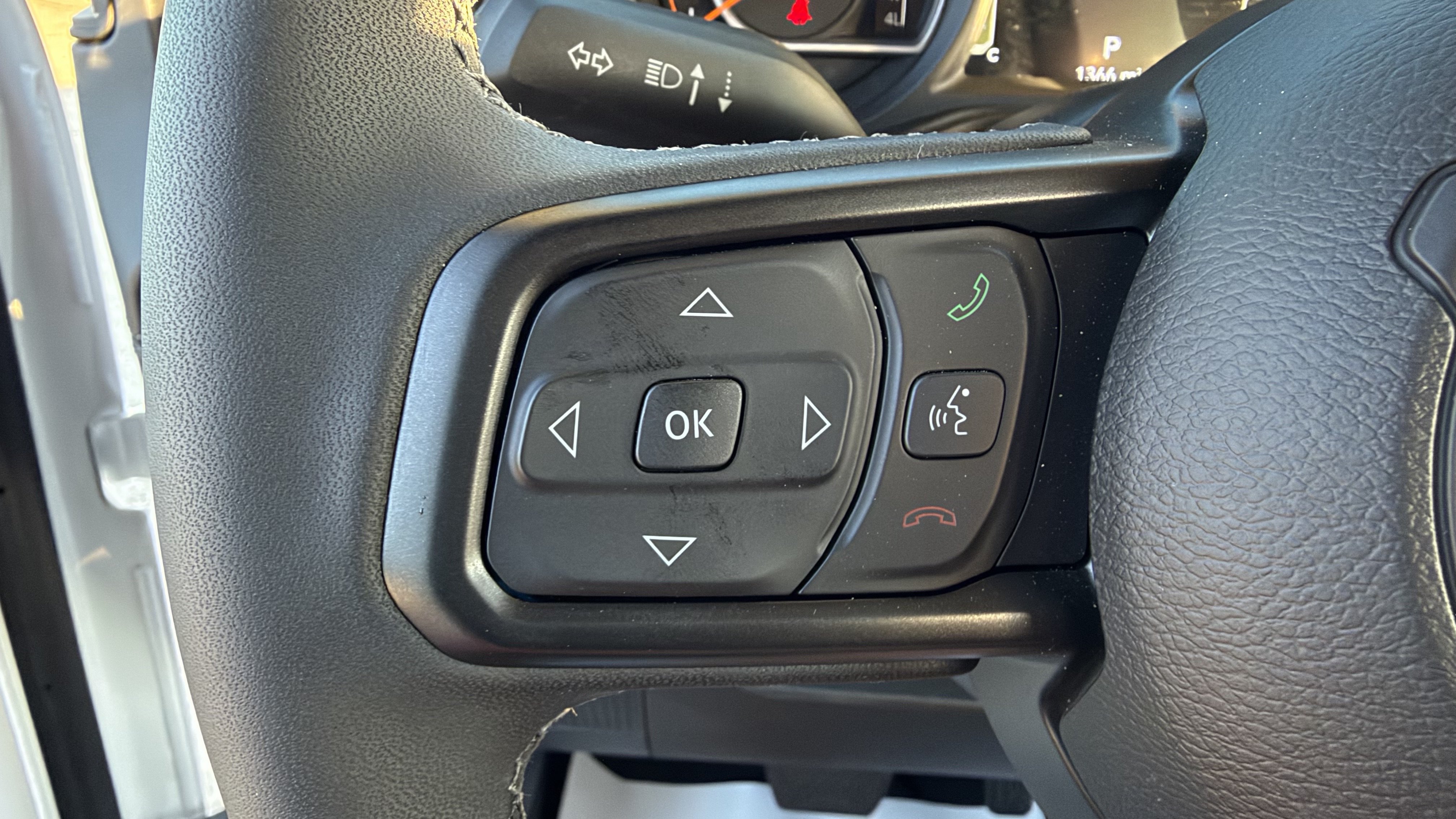 Used 2026 Jeep Gladiator Mojave AWD/4WD image 21