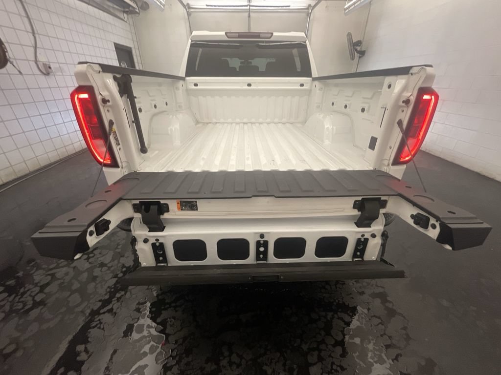 Used 2022 GMC Sierra 1500 Elevation AWD/4WD image 19
