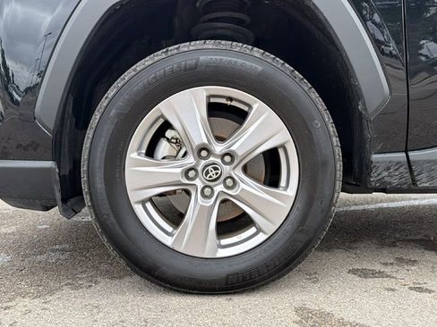 Certified 2025 Toyota RAV4 XLE FWD image 12