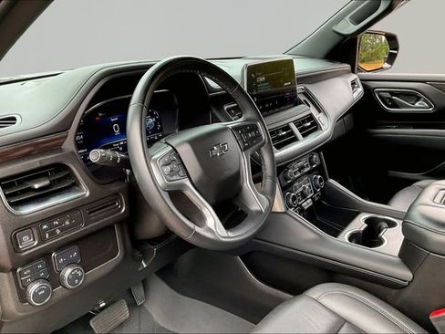 Used 2024 Chevrolet Tahoe Z71 AWD/4WD image 12