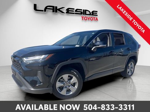 Used 2023 Toyota RAV4 XLE image 2