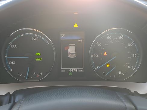 Certified 2018 Toyota RAV4 XLE image 21