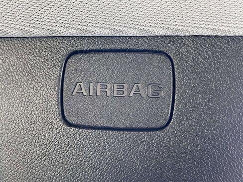 Used 2024 Chevrolet Malibu LT image 30