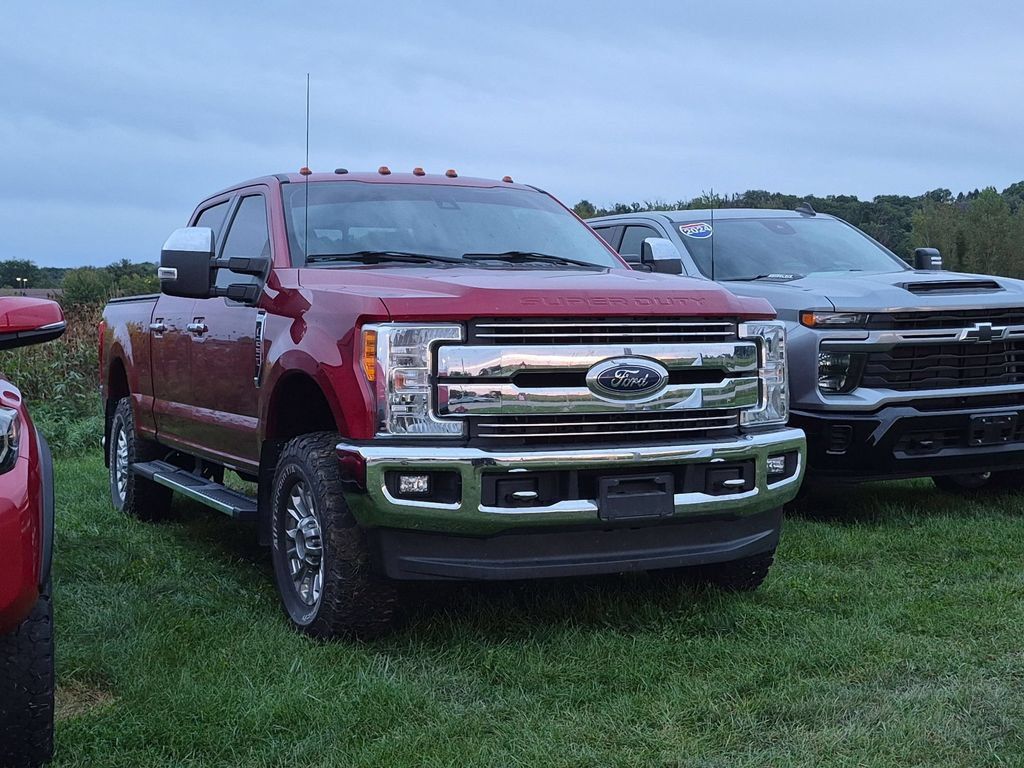 Used 2017 Ford F250 Lariat w/ Lariat Ultimate Package AWD/4WD image 1
