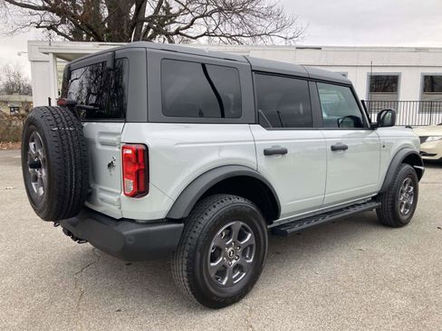 Used 2024 Ford Bronco Big Bend image 3