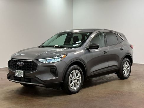 Used 2024 Ford Escape Active image 28