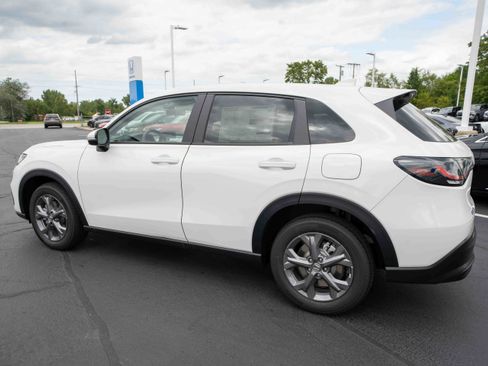 New 2026 Honda HR-V LX image 4