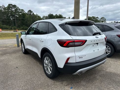 New 2026 Ford Escape Active image 9